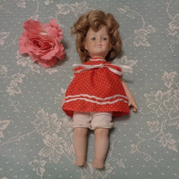 RETRO MODERN MADE SHIRLEY TEMPLE DOLL